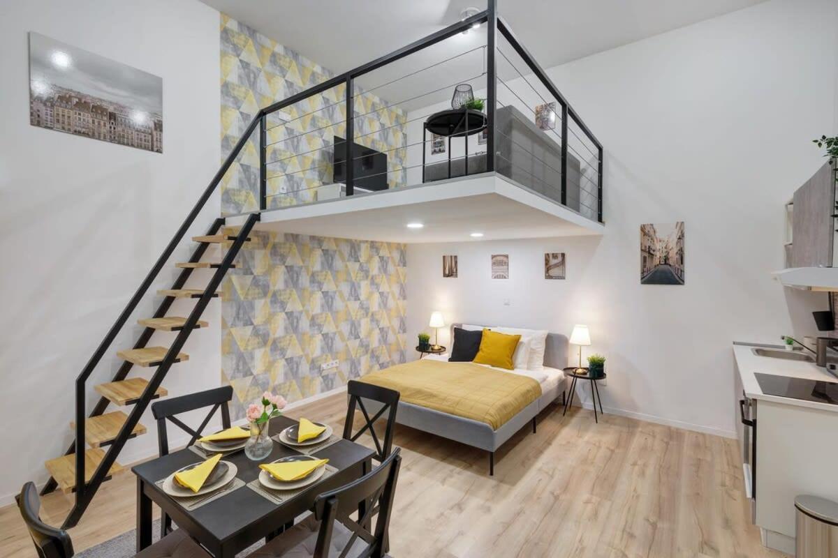 - New - Modern Apartment